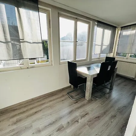 Wohnung * Oberesslingen